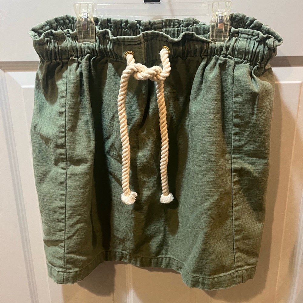 J Crew women’s skirt size large with adjustable twisted rope tie at waist green